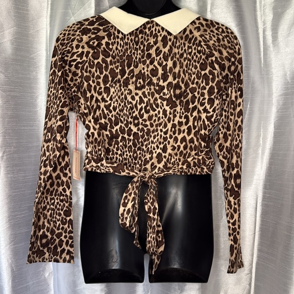 Lovefool Women’s 3X Keyhole Long Sleeve Wrap With Tie Leopard Print Cropped Top - Picture 5 of 9